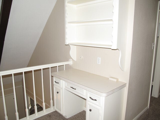 Building Photo - 702 Oder Ln