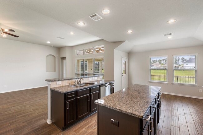 Building Photo - 10158 N Whimbrel Cir