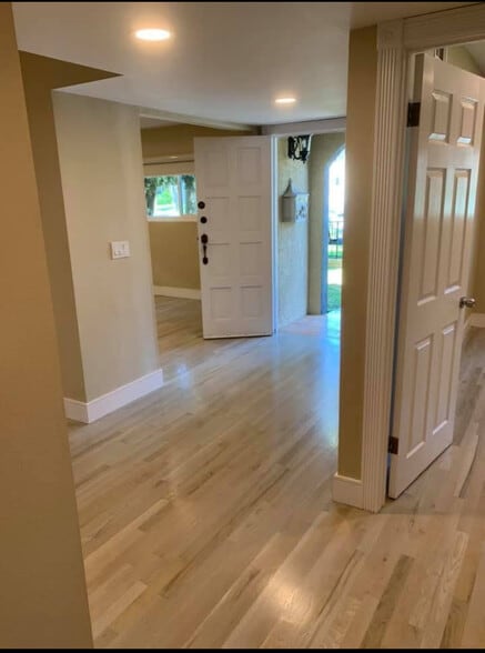 Building Photo - 12244 Magnolia Blvd