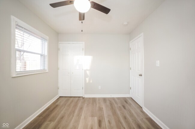 Building Photo - 1510 Douglas Dr