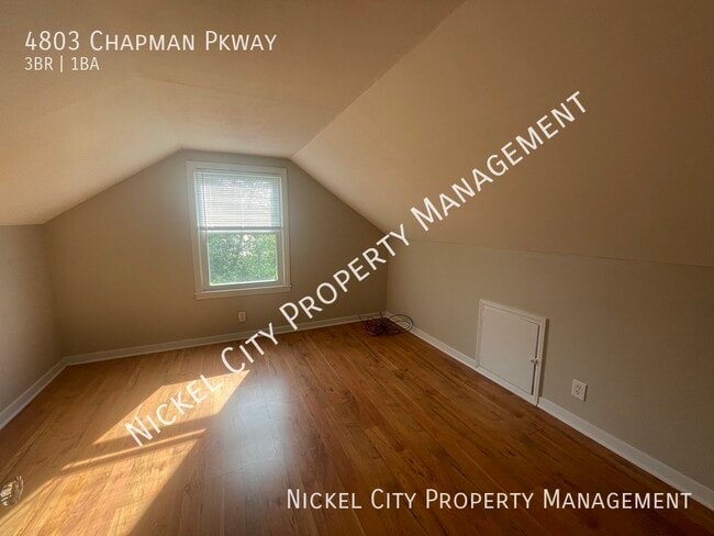 Building Photo - 4803 Chapman Pkwy