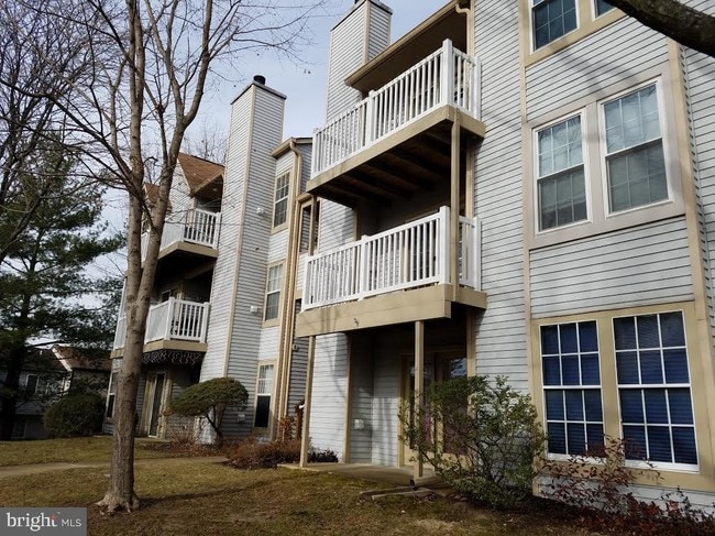 Building Photo - 6015 Rock Glen Dr