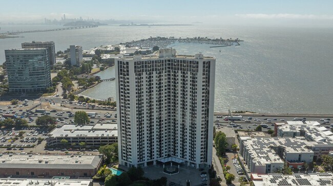 Building Photo - VIEWS from this Renovated & Spacious Apartment at Pacific Park Plaza