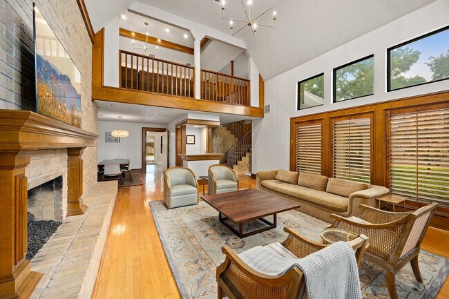 Building Photo - 12914 Ivyforest Dr