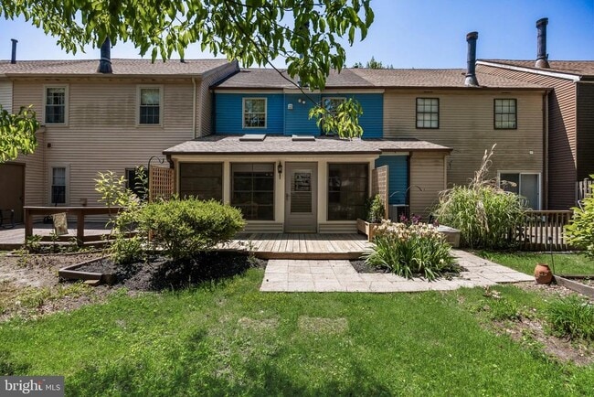 Building Photo - 13 Wisina Ct