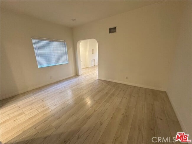 Building Photo - 221 S Tower Dr