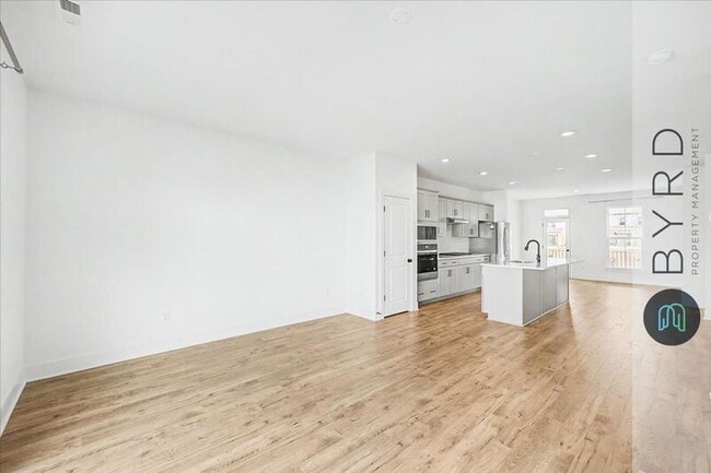 Building Photo - 15326 Oasis Sun Wy