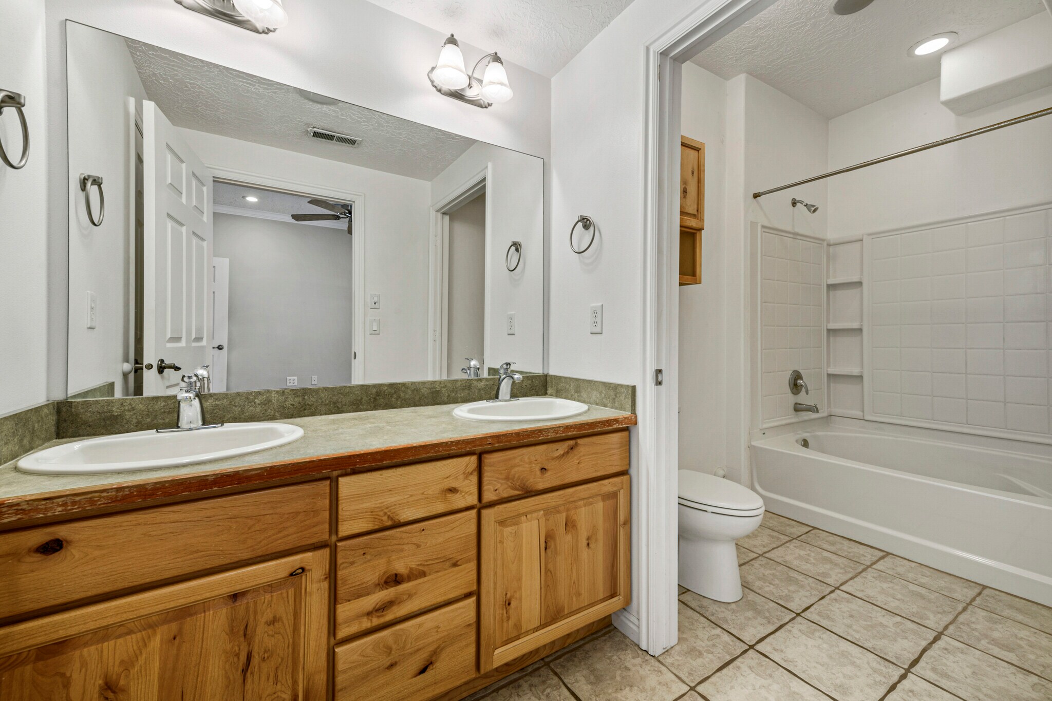 Building Photo - 1104 Meadow Fork Rd #9