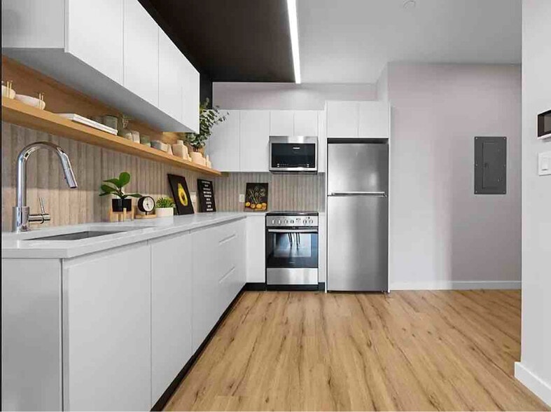 Building Photo - 219 Lenox Rd