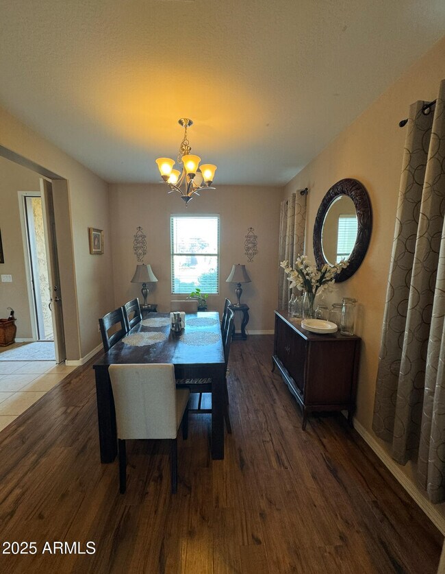 Building Photo - 40571 W Park Hill Dr