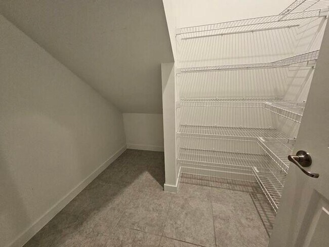 Building Photo - 8641 Antarus Dr