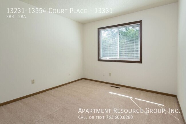 Building Photo - 13231-13354 Court Place-13331
