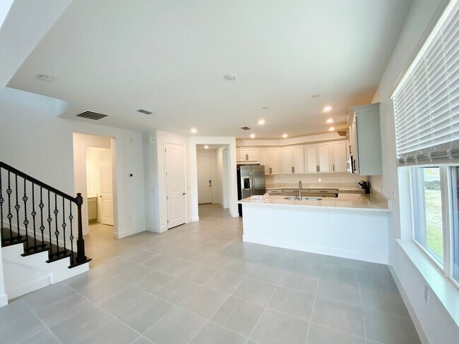 Building Photo - 2348 Kestrel Perch Pl