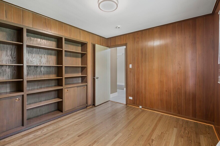 Building Photo - 2712 2nd Private Rd