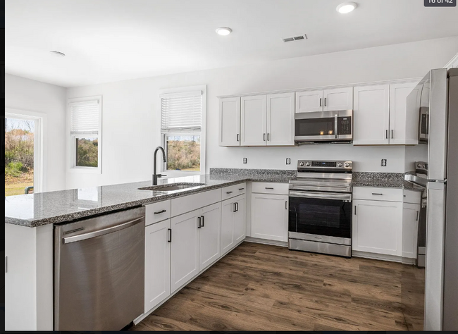 Building Photo - 1415 Darrowby Wy