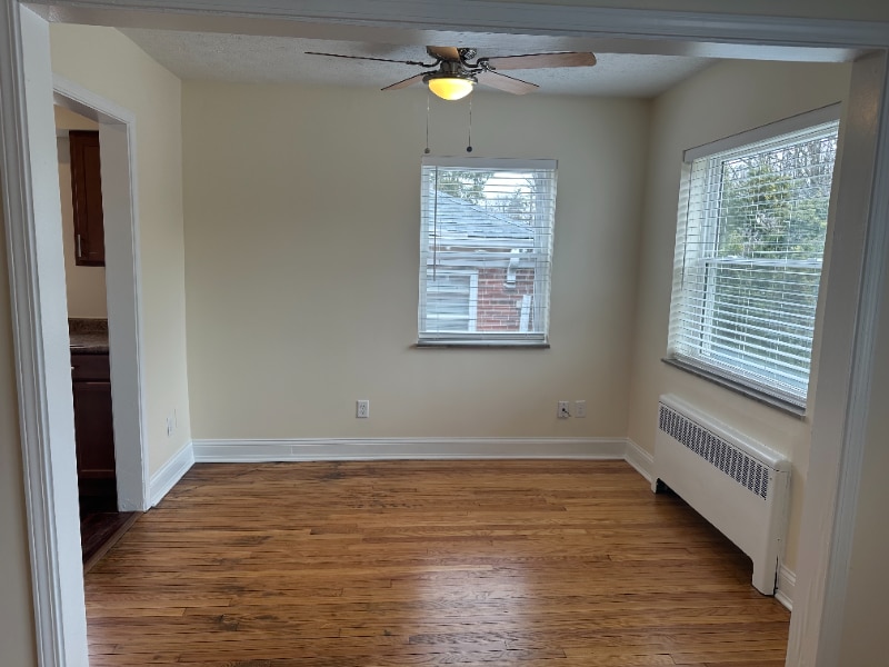 Building Photo - 5937 Oakwood Ave