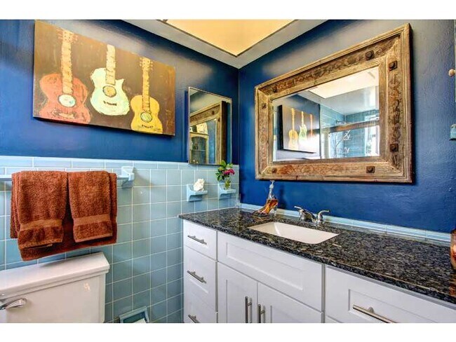 Building Photo - 3213 Colony Club Rd