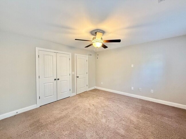 Building Photo - 1019 Monmouth Loop