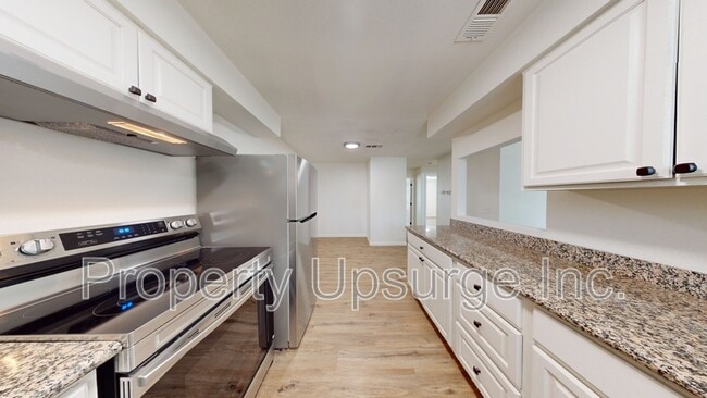 Building Photo - 59 Mina Ave