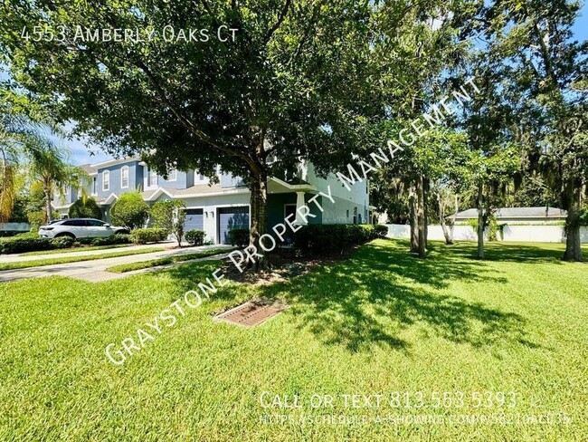 Building Photo - Charming End-Unit 3 Bed / 2.5 Bath Townhom...