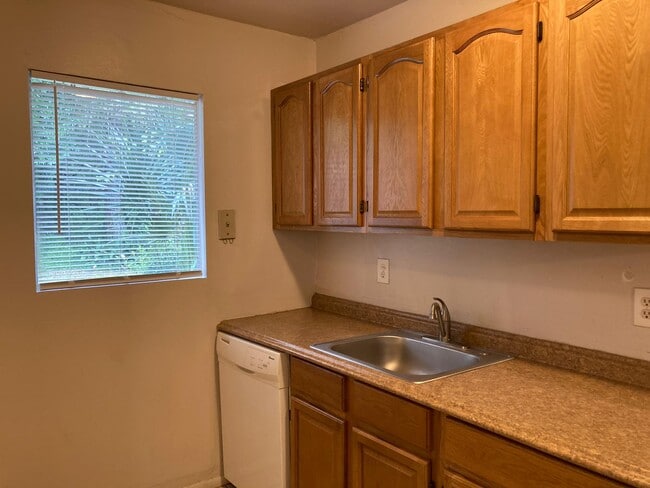 Building Photo - 609 SW 75th St