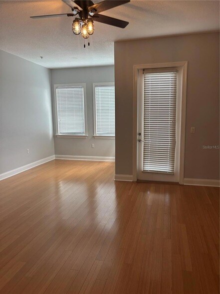 Building Photo - 200 Brightwater Dr