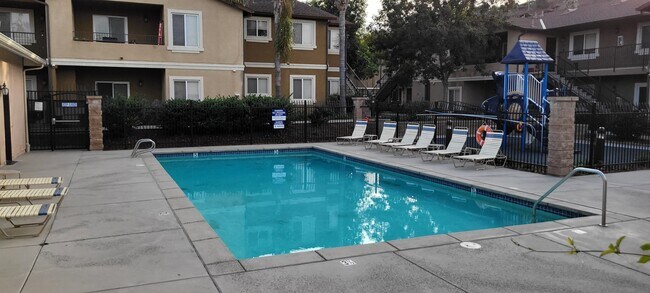 Building Photo - 9728 Marilla Dr