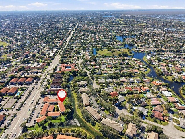 Building Photo - 3228 Coral Ridge Dr