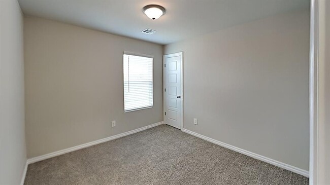 Building Photo - 4304 Colt Dr