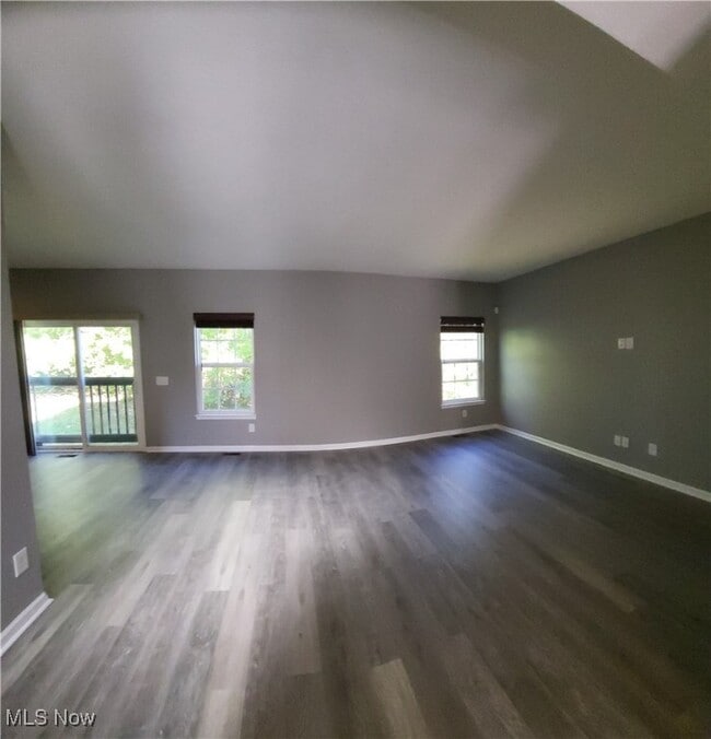 Building Photo - 7292 Galena Ave NW