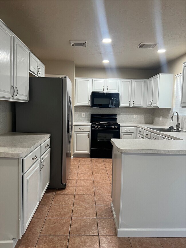 Building Photo - 819 Citation Dr