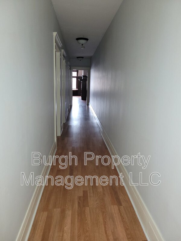 Building Photo - 5512 Centre Ave