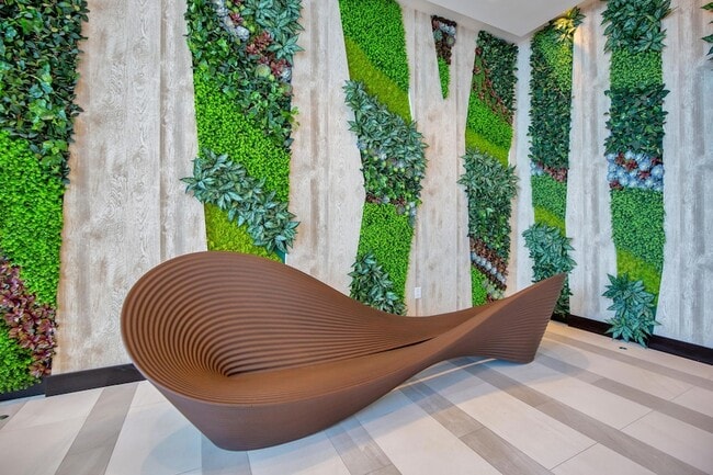 Building Photo - 851 NE 1st Ave