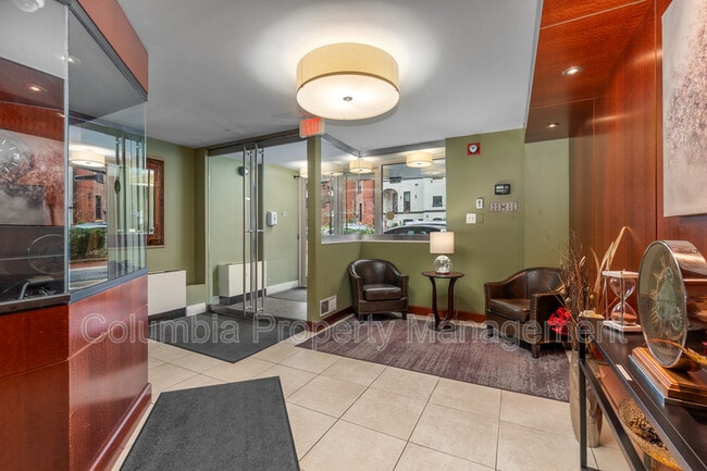 Building Photo - 1260 21st St NW