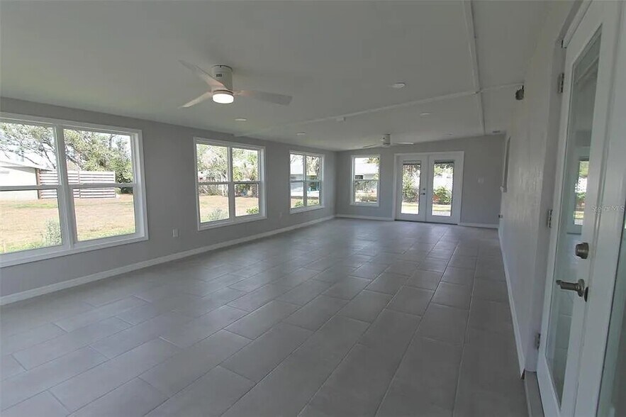 Building Photo - 5522 Yorkshire Way