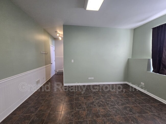 Building Photo - 1522 W Turtle Creek Ln