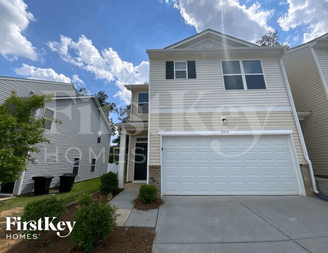 Building Photo - 2058 Cypress Village Dr NW