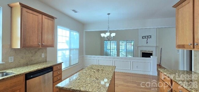 Building Photo - 12051 Dunipace Ct