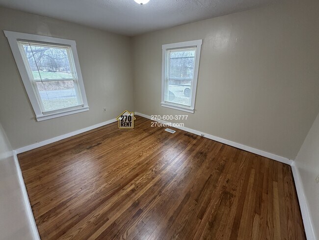 Building Photo - 3145 Old State Rd