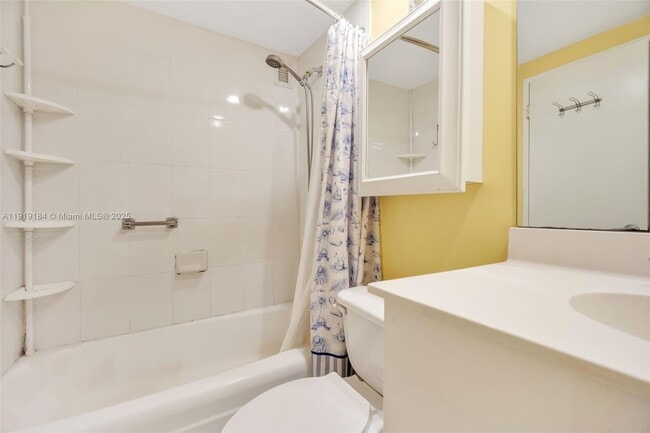 Building Photo - 3001 S Ocean Dr