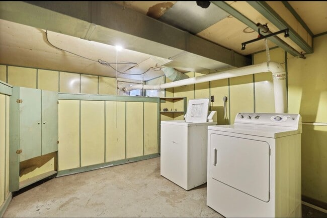 Building Photo - Charming 2 Bedroom, 1 Bath Home on Reed St – Move-In Ready!