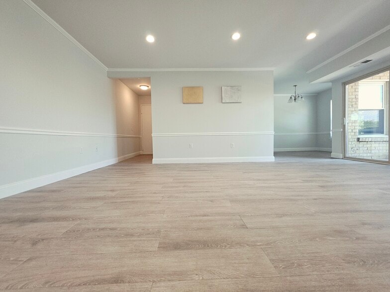 Building Photo - 3851 Saint Barnabas Rd