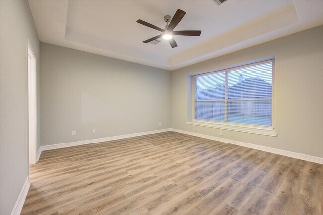 Building Photo - 25419 Hall Meadow Ln