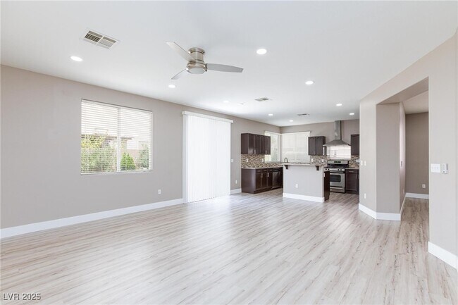 Building Photo - 6813 Baby Jade Ct