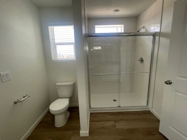 Building Photo - NEW Saratoga Springs Home