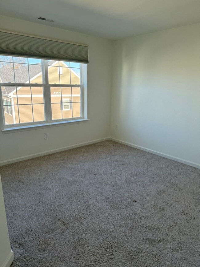 Building Photo - Darley Green townhome - 3 bedroom, 2.5 bathroom with 1 car garage - NEW CASTLE COUNTY WORKFORCE H...