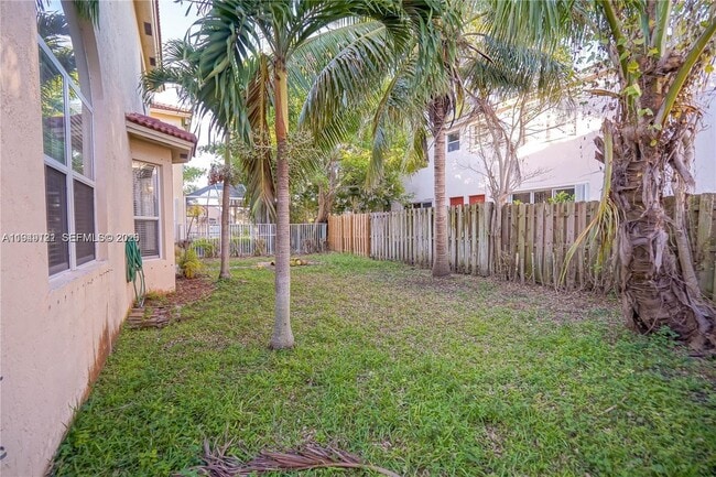 Building Photo - 2227 Portofino Ave