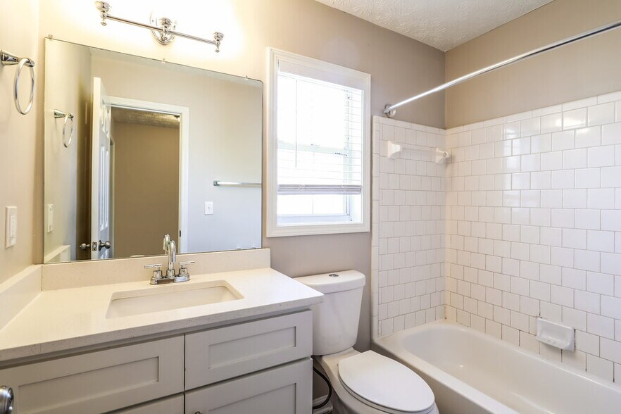 Building Photo - 1212 Shade Ct