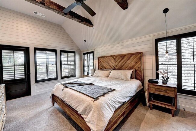 Building Photo - 2555 Brook Run