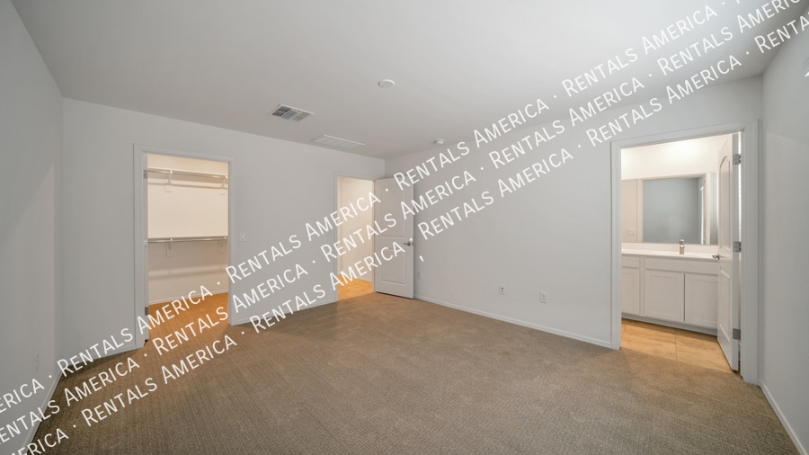 Building Photo - 7936 S Golden Bell Dr